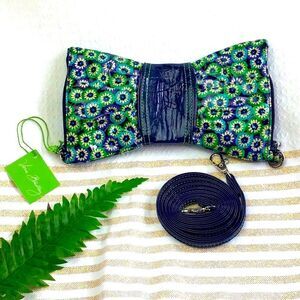 Vera Bradley Frill “Blue Rhapsody” Floral Bow Clutch Crossbody Bag NEW